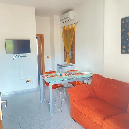 White House In Cannigione