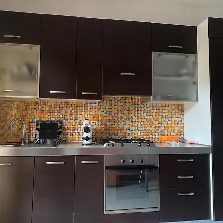 White House In Apartment Cannigione